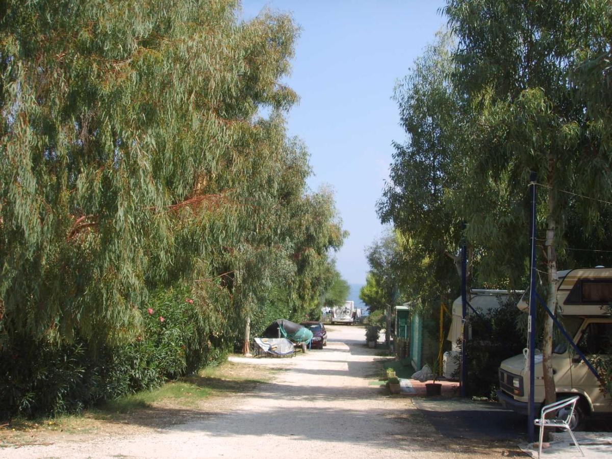 Residence Camping Atlantide Monopoli Zewnętrze zdjęcie